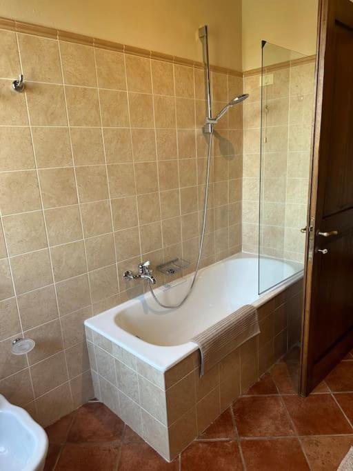 Cozy Home In Countryside Asciano Siena -Renovated! المظهر الخارجي الصورة